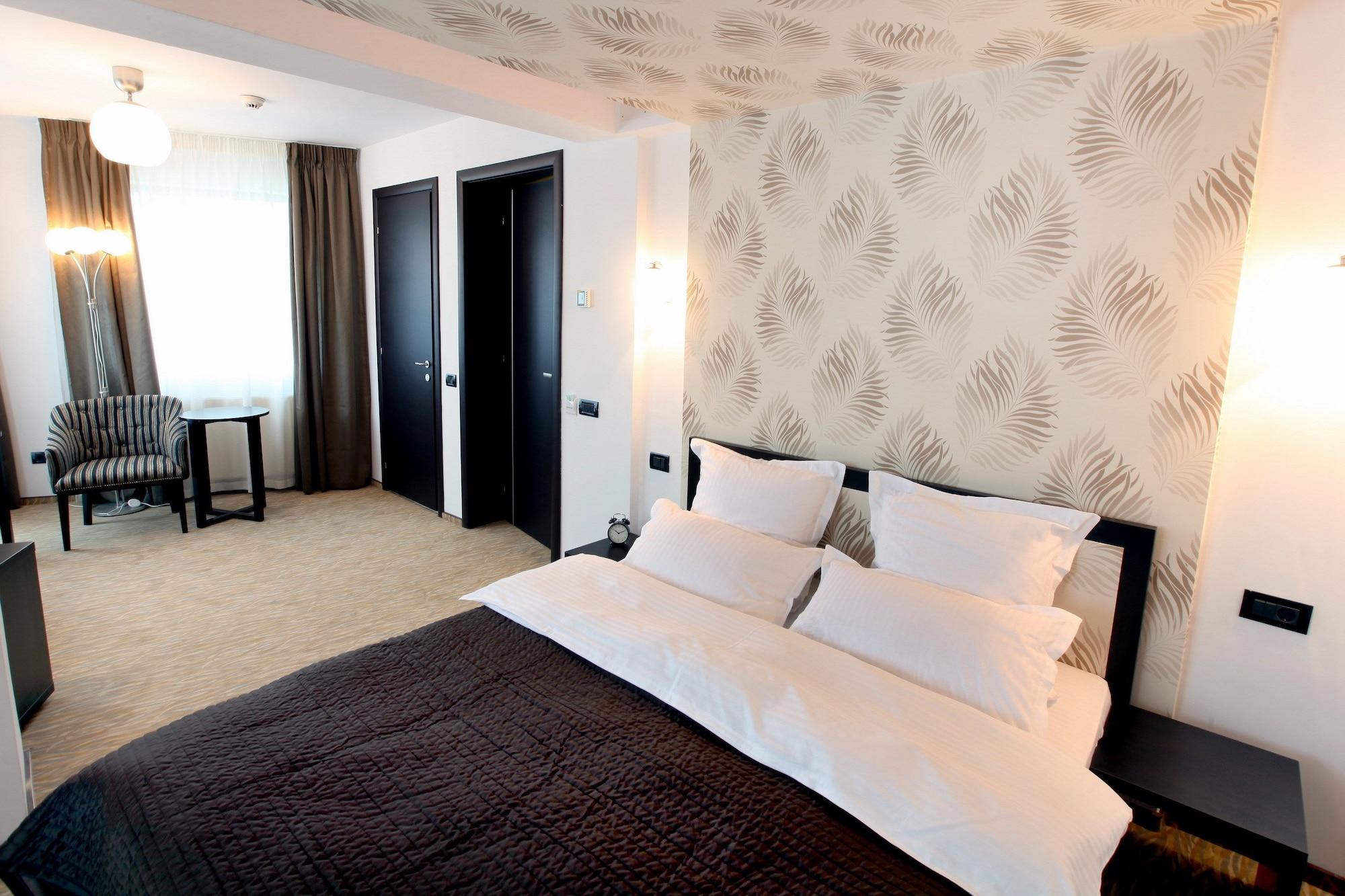 Ambiance Hotel Boekarest Buitenkant foto