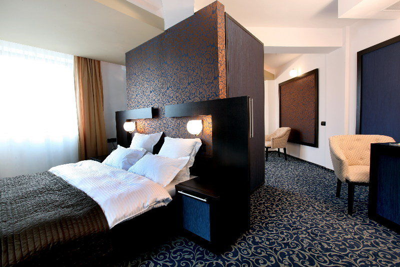 Ambiance Hotel Boekarest Buitenkant foto